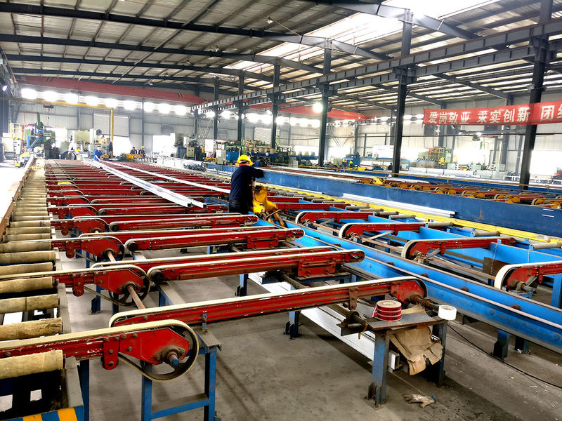 Sichuan Xinjiasheng Aluminum Industry Co.,Ltd línea de producción del fabricante